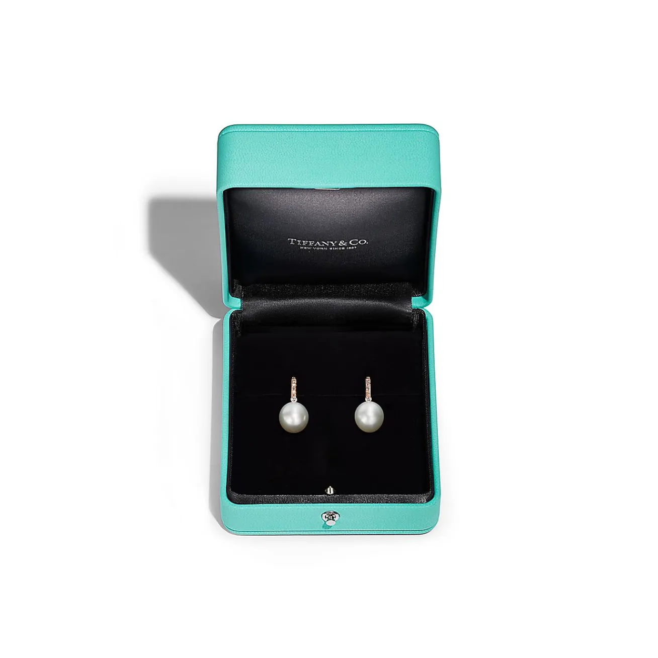 Tiffany & Co. Earrings in 18k rose gold with South Sea cultured pearls and diamonds. | ^ Earrings|Rose Gold Jewelry