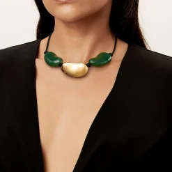 Tiffany & Co. Elsa Peretti® Bean® design Necklace in Yellow Gold with Green Jade, 29 x 50 mm | ^ Necklaces & Pendants|Gold Jewelry