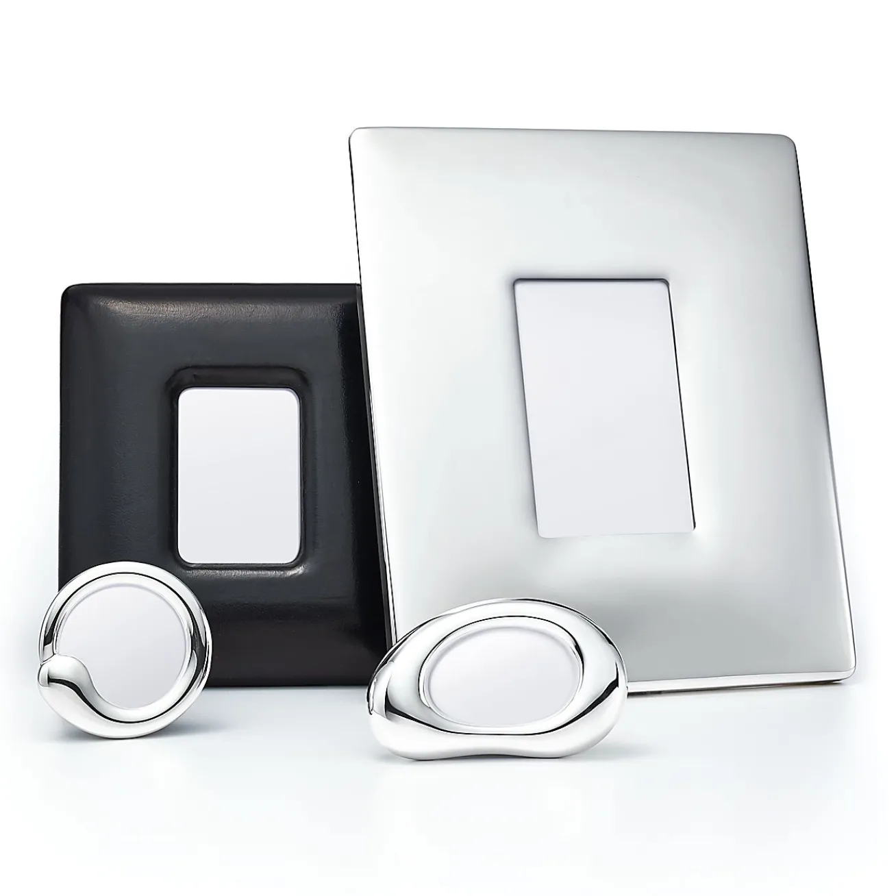 Tiffany & Co. Elsa Peretti® Bombe frame in black leather, medium. | ^ Decor|Elsa Peretti Home
