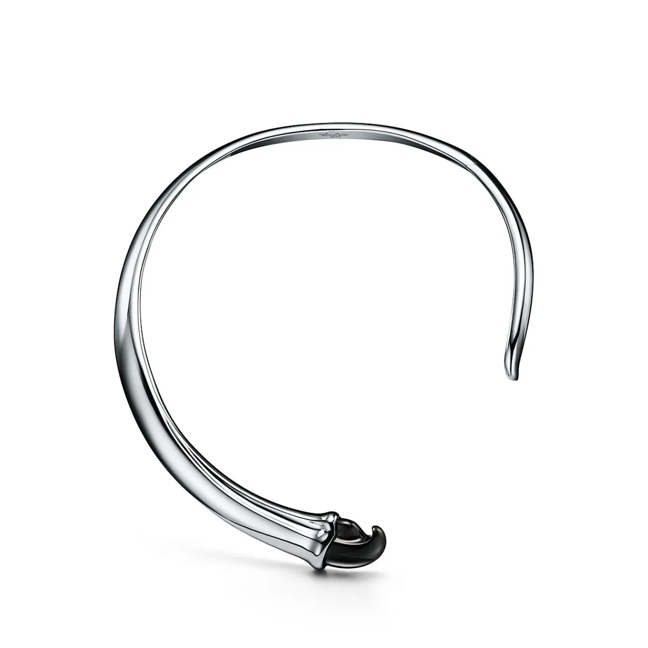 Tiffany & Co. Elsa Peretti® Claw necklace in sterling silver with black jade, small. | ^ Necklaces & Pendants|Sterling Silver Jewelry