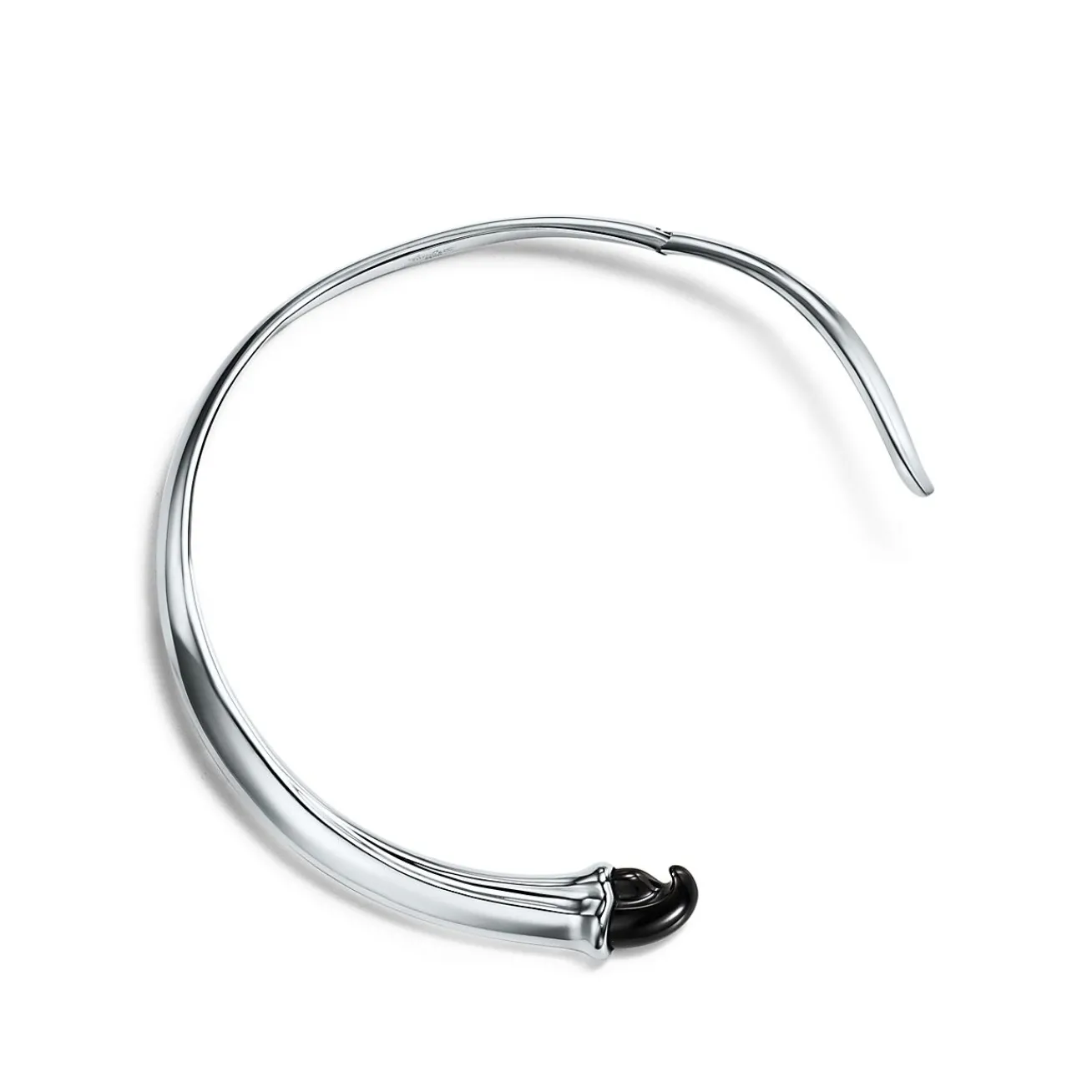 Tiffany & Co. Elsa Peretti® Claw necklace in sterling silver with black jade, small. | ^ Necklaces & Pendants|Sterling Silver Jewelry