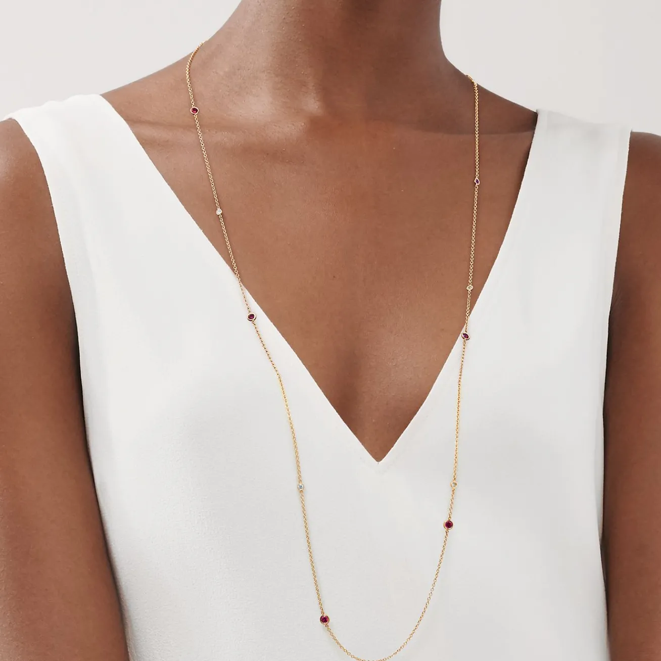 Tiffany & Co. Elsa Peretti® Color by the Yard sprinkle necklace in 18k gold with gemstones. | ^ Necklaces & Pendants|Gold Jewelry