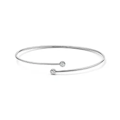 Tiffany & Co. Elsa Peretti® Diamond Hoop single-row bangle in platinum with diamonds, medium. | ^ Bracelets|Platinum Jewelry