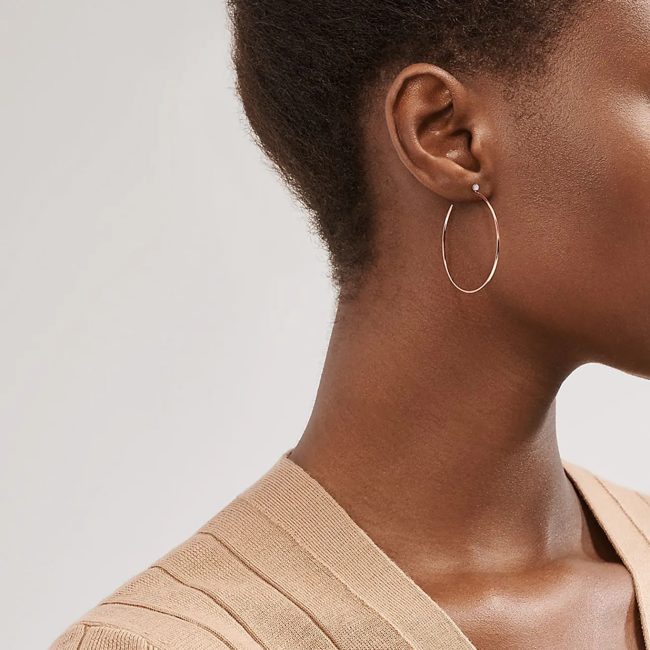 Tiffany & Co. Elsa Peretti® Diamond Hoop earrings in 18k rose gold with diamonds, medium. | ^ Earrings|Hoop Earrings