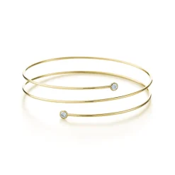 Tiffany & Co. Elsa Peretti® Diamond Hoop bracelet in 18k gold with diamonds, small. | ^ Bracelets|Dainty Jewelry