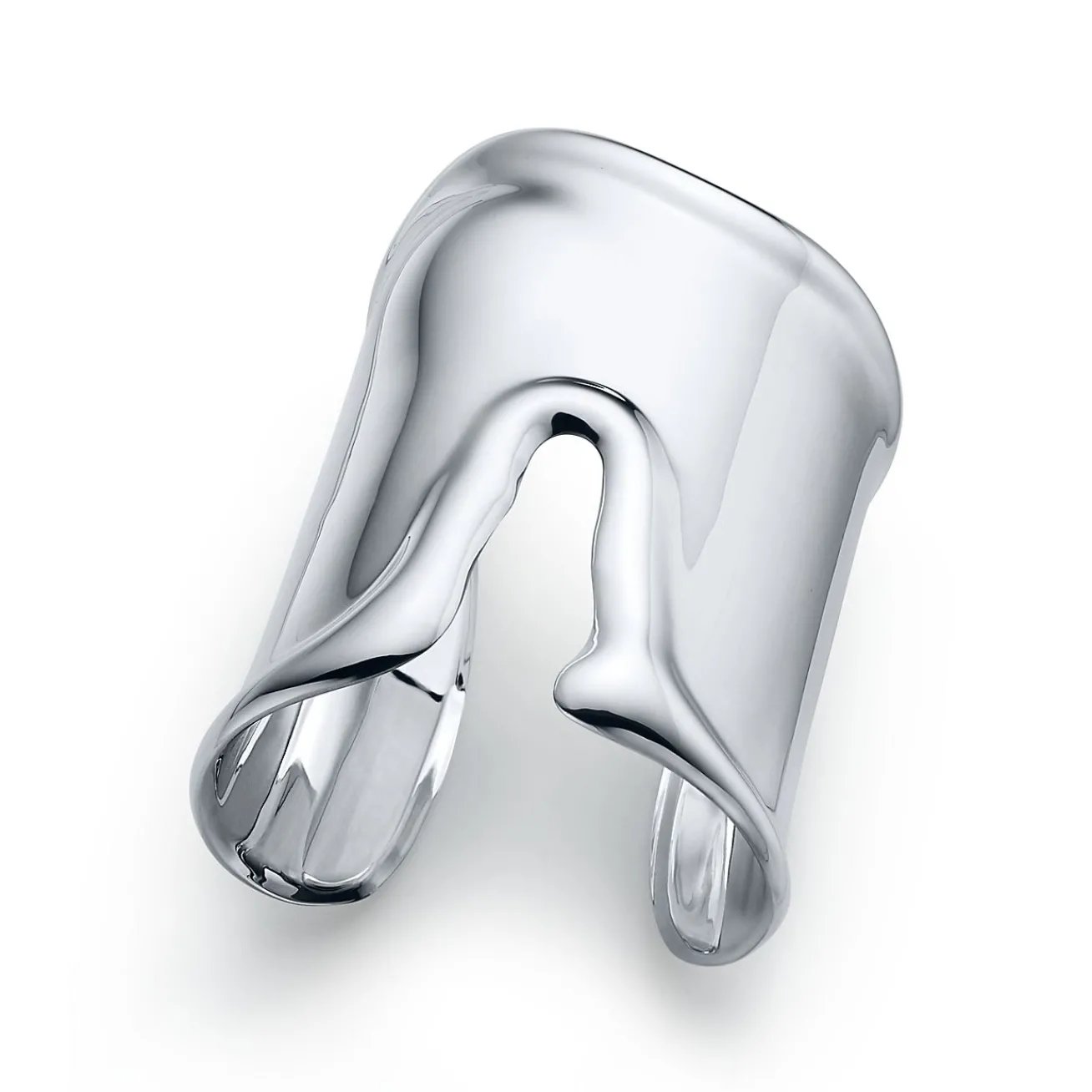 Tiffany & Co. Elsa Peretti® large Bone cuff in sterling silver, 95 mm wide. | ^ Bracelets|Sterling Silver Jewelry
