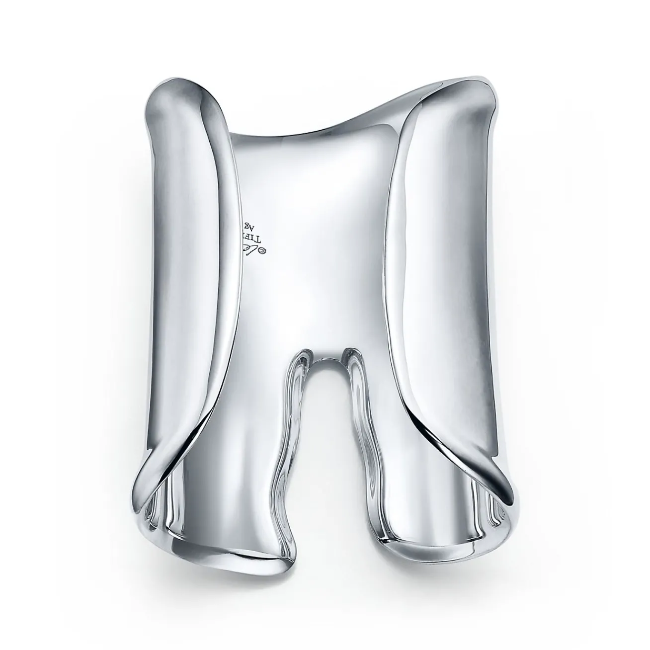 Tiffany & Co. Elsa Peretti® large Bone cuff in sterling silver, 95 mm wide. | ^ Bracelets|Sterling Silver Jewelry
