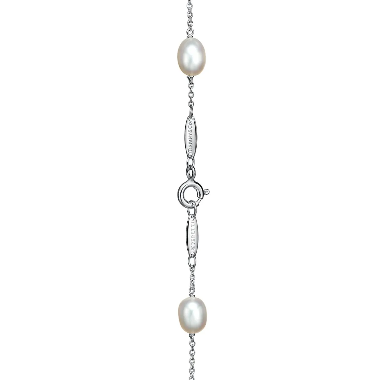 Tiffany & Co. Elsa Peretti® Pearls by the Yard™ necklace in sterling silver. | ^ Necklaces & Pendants|Sterling Silver Jewelry