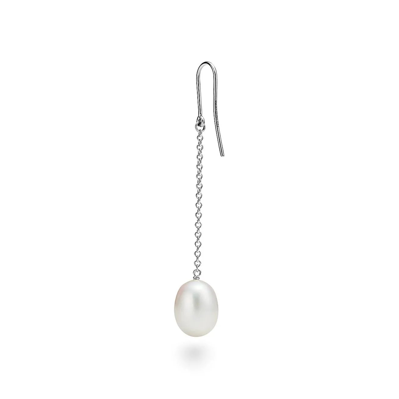 Tiffany & Co. Elsa Peretti® Pearls by the Yard™ chain earrings in sterling silver. | ^ Earrings|Sterling Silver Jewelry