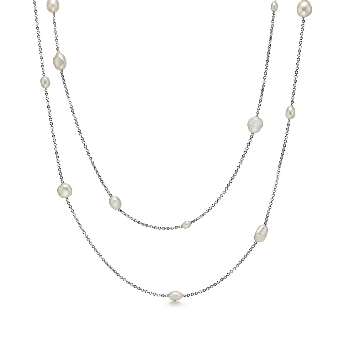 Tiffany & Co. Elsa Peretti® Pearls by the Yard™ sprinkle necklace in sterling silver. | ^ Necklaces & Pendants|Sterling Silver Jewelry