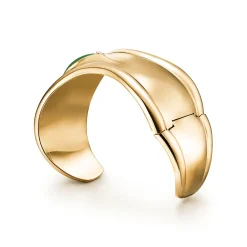 Tiffany & Co. Elsa Peretti® small Bone cuff in 18k gold with green jade, 43 mm wide. | ^ Bracelets|Gold Jewelry