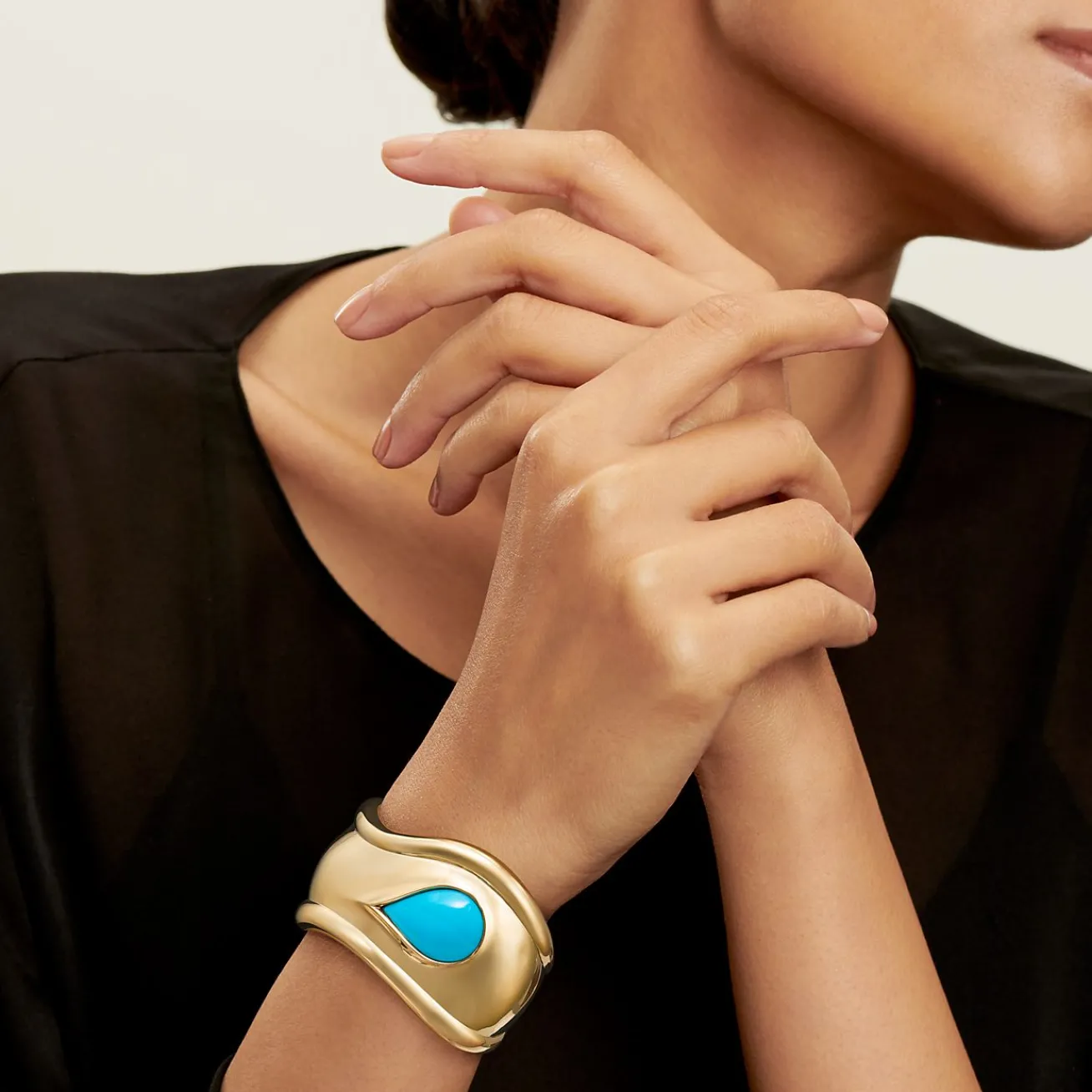 Tiffany & Co. Elsa Peretti® Small Bone Cuff in Yellow Gold with Turquoise, 43 mm Wide | ^ Bracelets|Gold Jewelry
