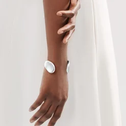 Tiffany & Co. Elsa Peretti® Thumbprint cuff in sterling silver, medium. | ^ Bracelets|Sterling Silver Jewelry