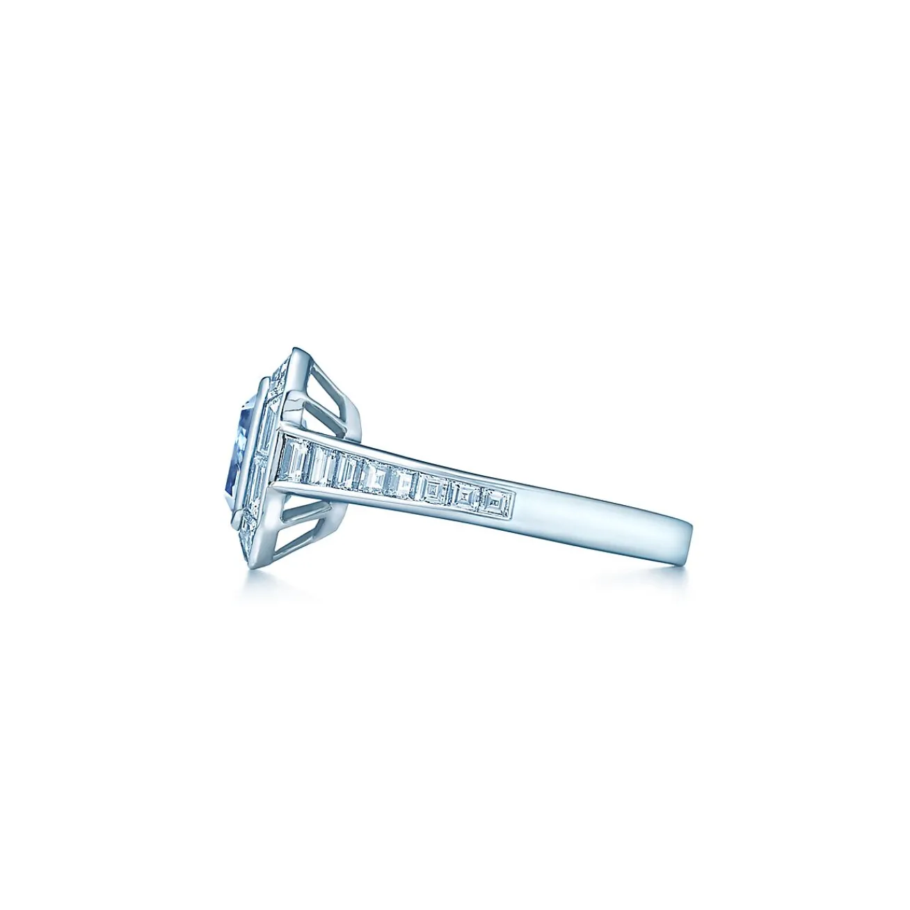 Tiffany & Co. Fancy Intense Blue diamond ring in platinum with white diamonds. | ^ Platinum Jewelry|Diamond Jewelry
