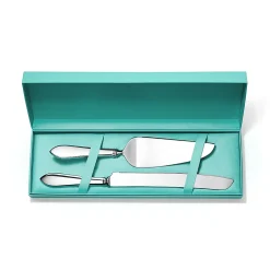 Tiffany & Co. Faneuil cake knife and server in sterling silver. | ^ Tableware|Flatware & Trays