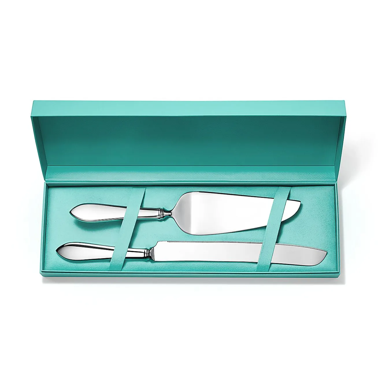 Tiffany & Co. Faneuil cake knife and server in sterling silver. | ^ Tableware|Flatware & Trays