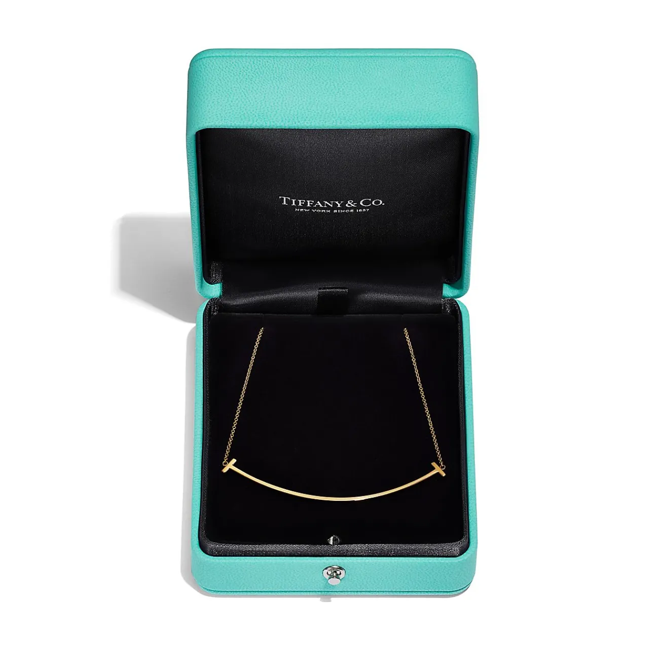 Tiffany & Co. 18K Gold Smile Pendant Necklace | ^ Necklaces & Pendants|Men's Jewelry