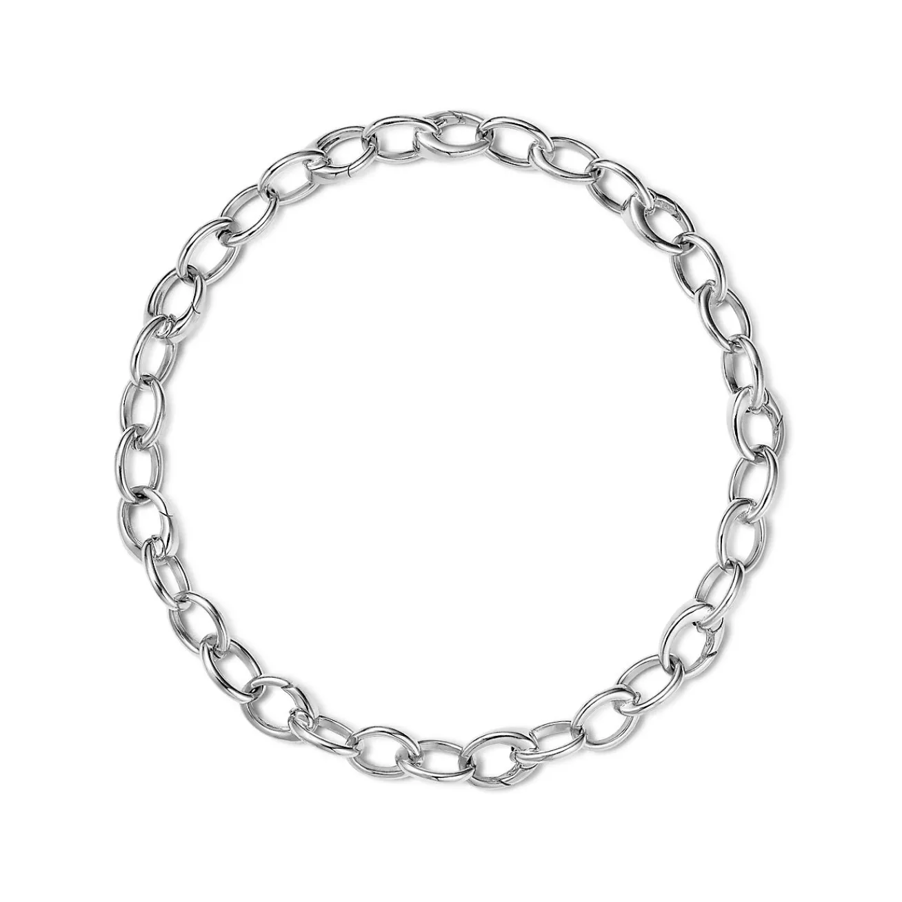 Tiffany & Co. Oval link bracelet in sterling silver, medium. | ^ Bracelets|Sterling Silver Jewelry