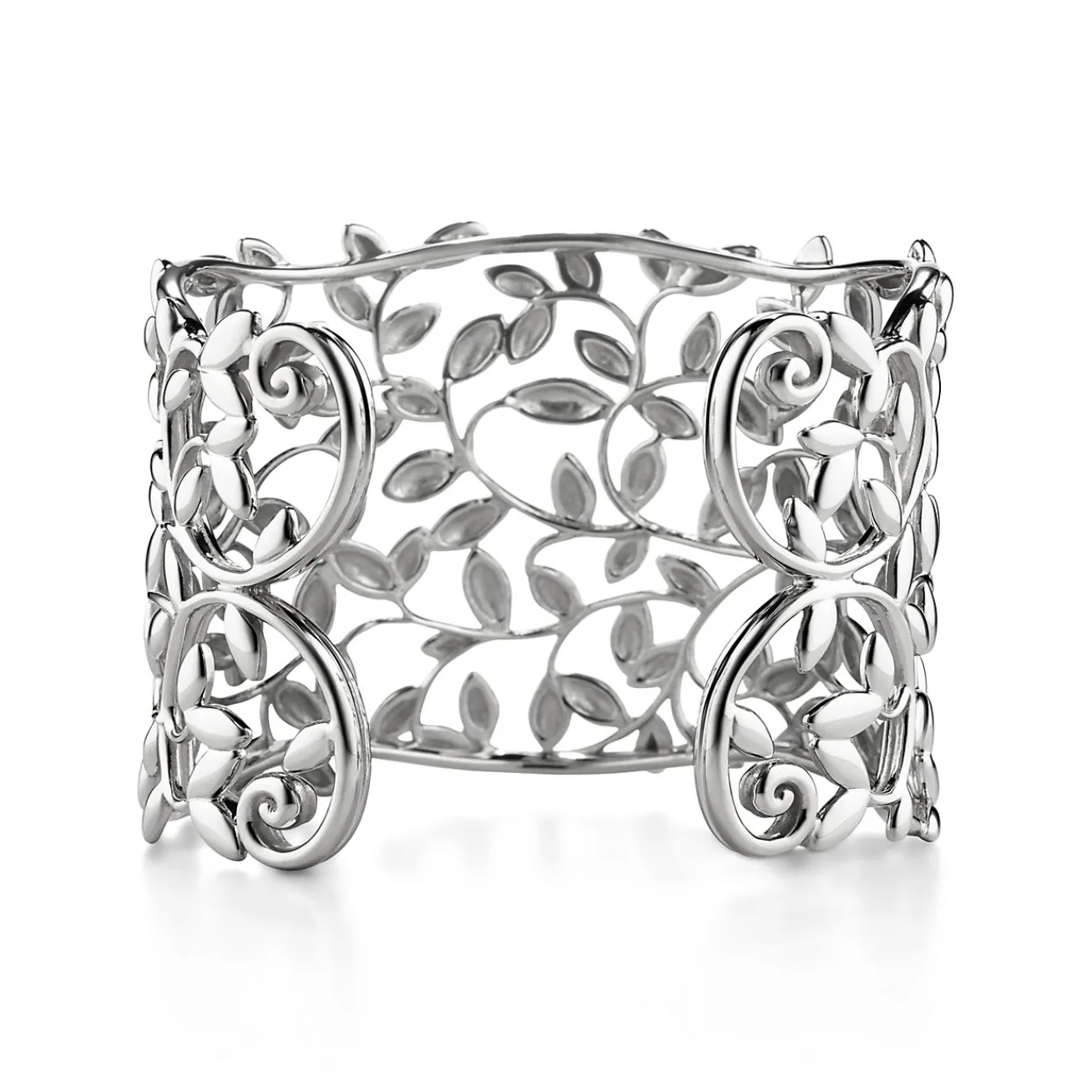 Tiffany & Co. Paloma Picasso® Olive Leaf cuff in sterling silver, medium. | ^ Bracelets|Sterling Silver Jewelry