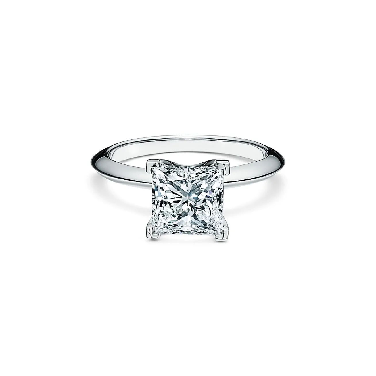 Tiffany & Co. Princess-cut diamond engagement ring in platinum: a classic. | ^ Engagement Rings