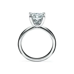 Tiffany & Co. Princess-cut diamond engagement ring in platinum: a classic. | ^ Engagement Rings