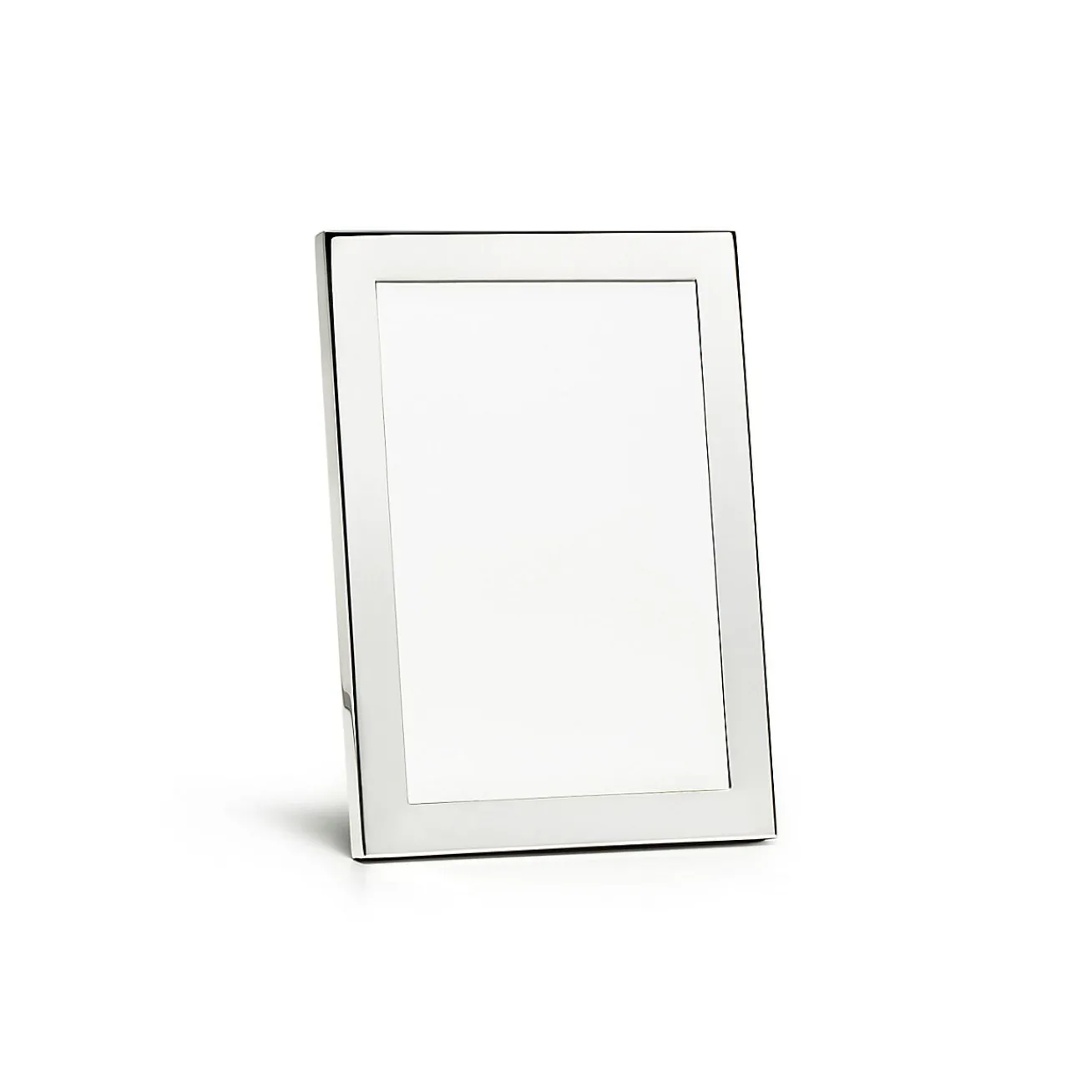 Tiffany & Co. Rectangular frame in sterling silver, size 4 x 6" with window opening. | ^ The Home|Housewarming Gifts