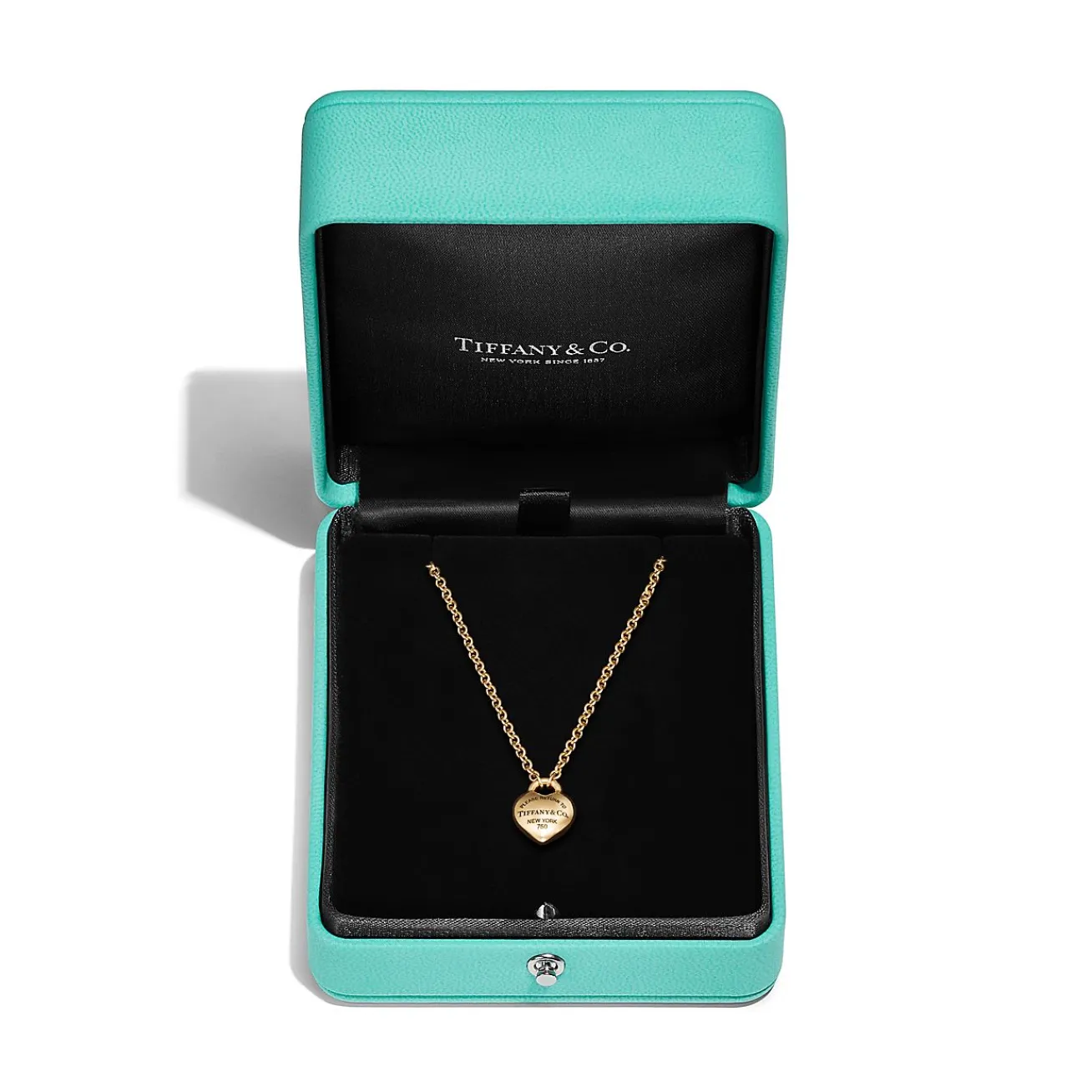 Tiffany & Co. Return to Tiffany® Full Heart Pendant in Yellow Gold | ^ Necklaces & Pendants|Gifts for Her