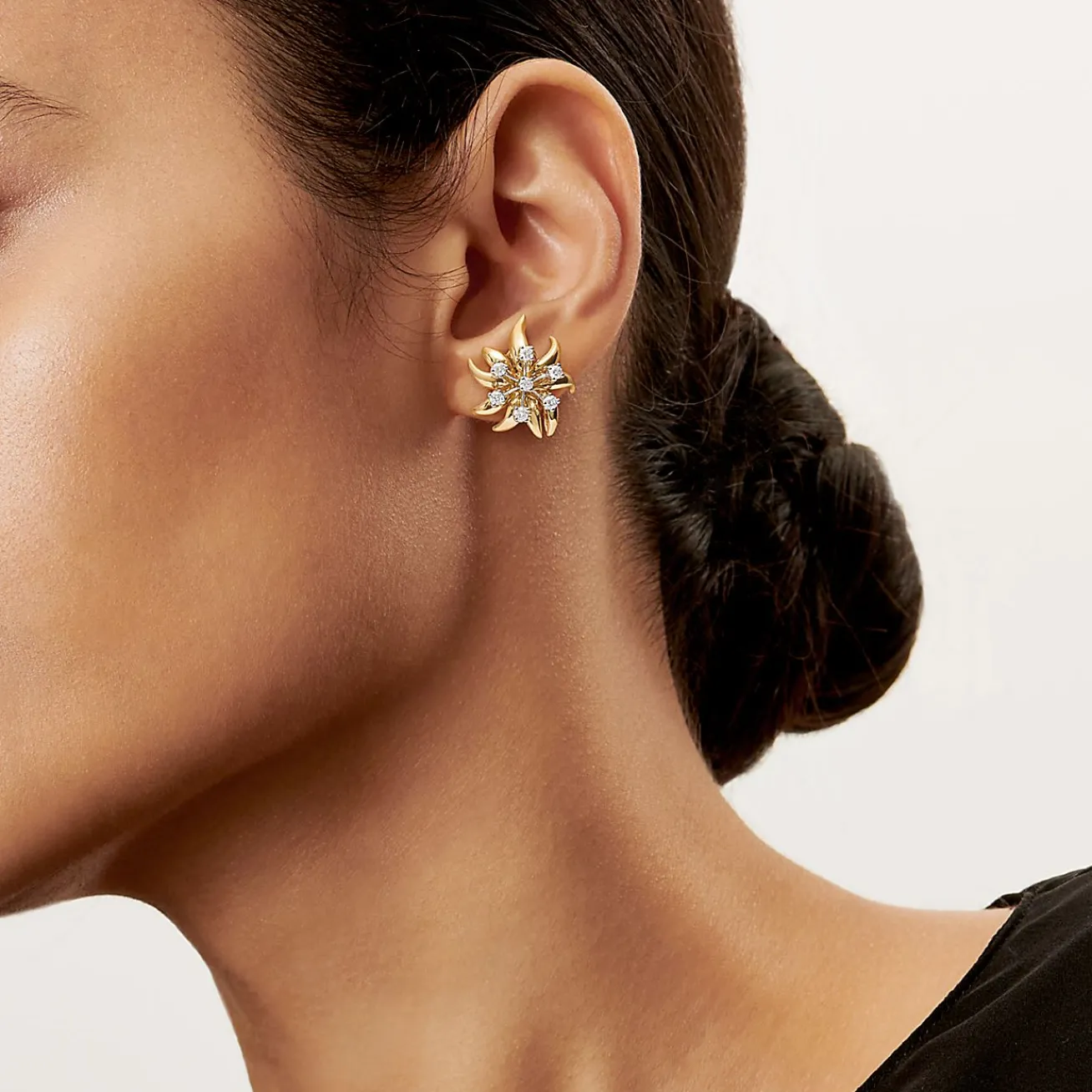 Tiffany & Co. Schlumberger® Flame ear clips in 18k gold with diamonds. | ^ Earrings|Gold Jewelry