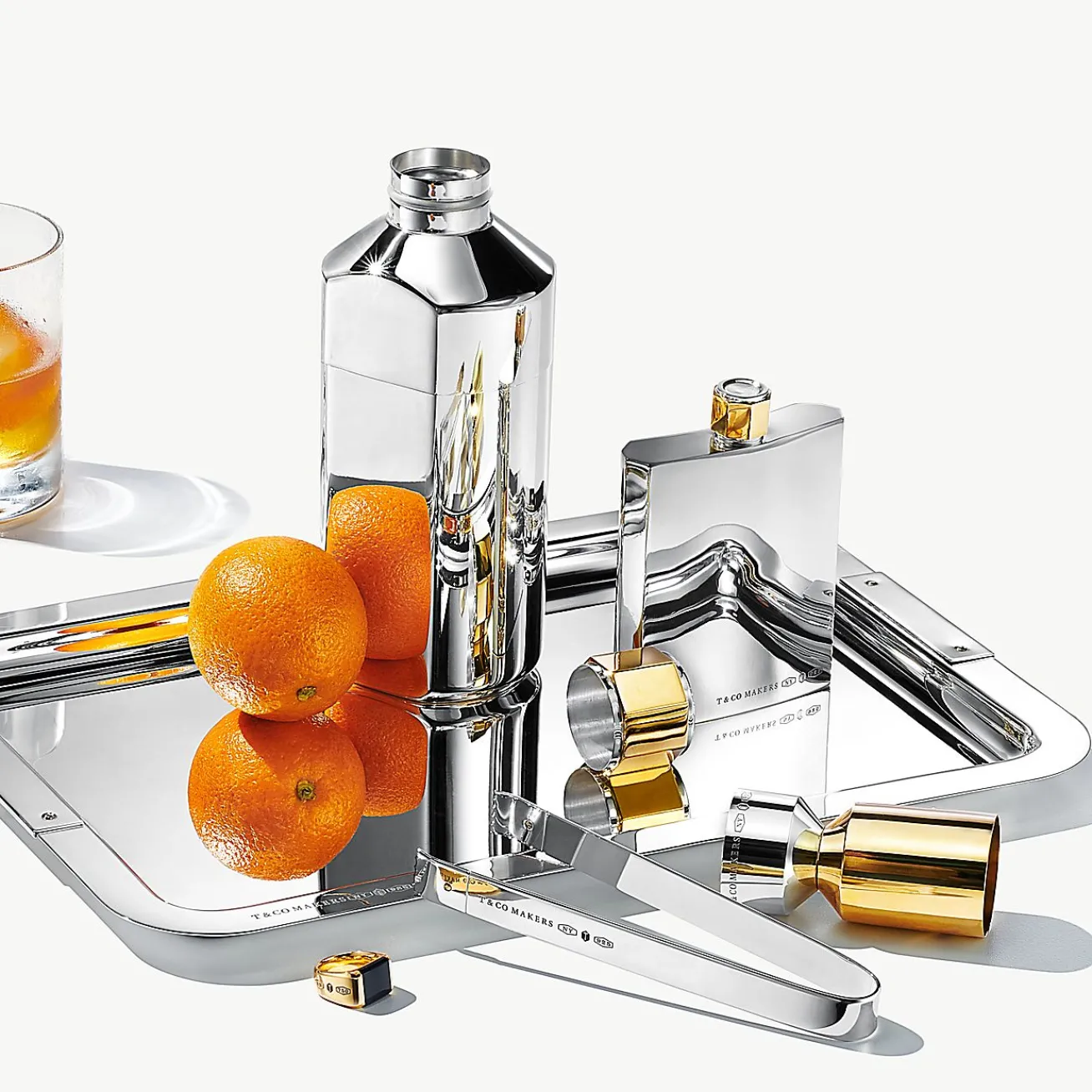 Tiffany & Co. Tiffany 1837 Makers ice tongs in sterling silver. | ^ Business Gifts|Glassware & Barware