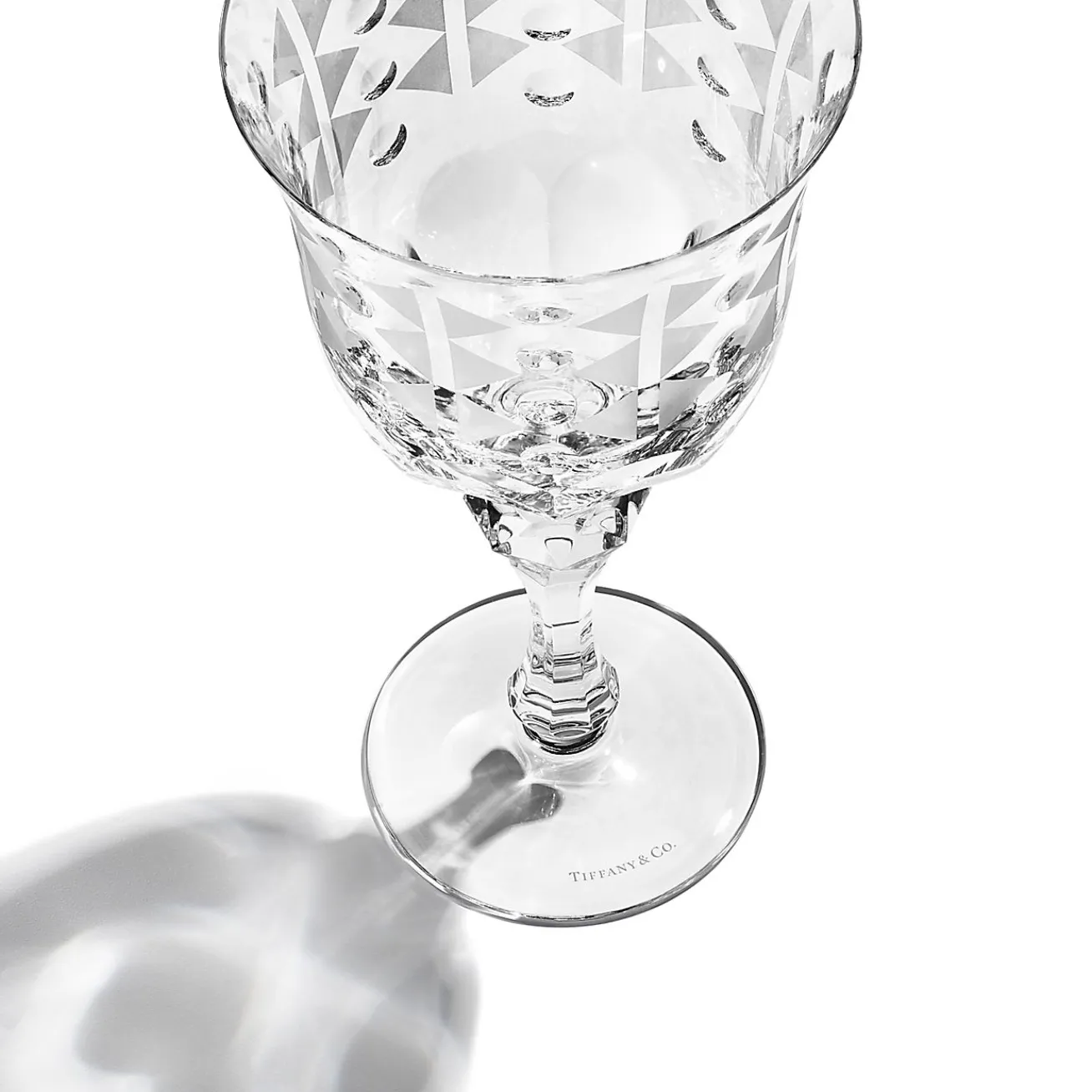 Tiffany & Co. Tiffany Berries Red Wine Glass in Clear Lead Crystal | ^ Glassware & Barware|Bar & Drinkware