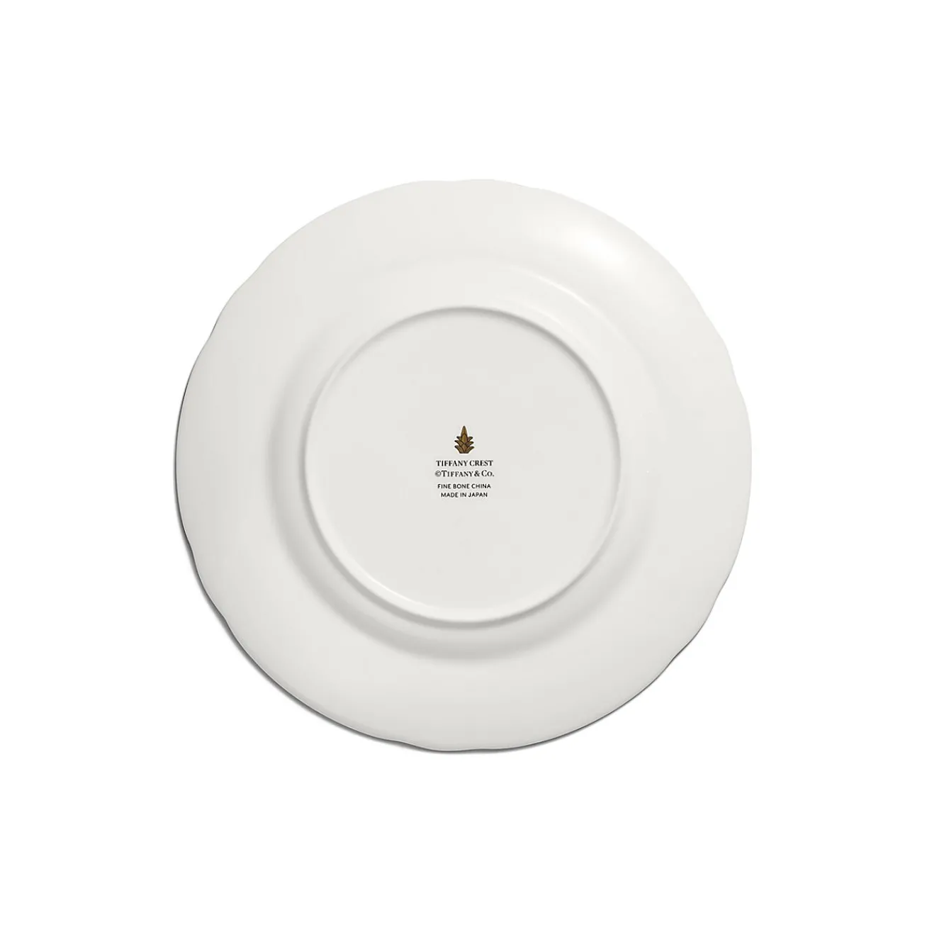 Tiffany & Co. Tiffany Crest Dessert Plate in Bone China | ^ Tableware