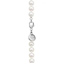 Tiffany & Co. Tiffany Essential Pearls necklace of Akoya pearls with an 18k white gold clasp. | ^ Necklaces & Pendants|Gifts for Her