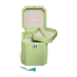 Tiffany & Co. Tiffany Facets Tall Jewelry Box in Tsavorite-colored Leather | ^ Decor
