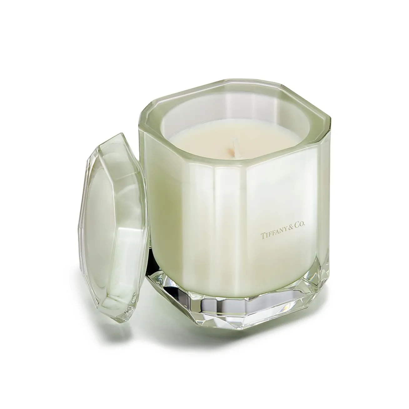 Tiffany & Co. Tiffany Facets The House of Tiffany Candle in Tsavorite-colored Glass | ^ The Home|Housewarming Gifts