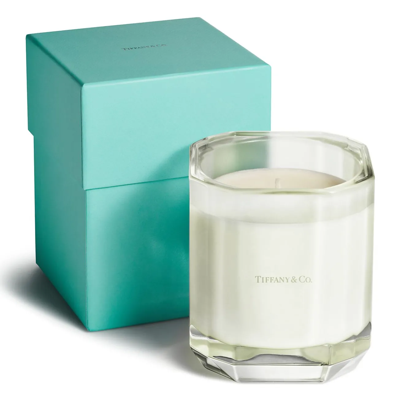 Tiffany & Co. Tiffany Facets The House of Tiffany Candle in Tsavorite-colored Glass | ^ The Home|Housewarming Gifts