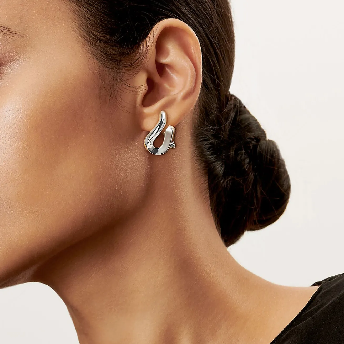 Tiffany & Co. Tiffany Forge Single-link Earrings in High- polished Sterling Silver | ^ Earrings|Men's Jewelry