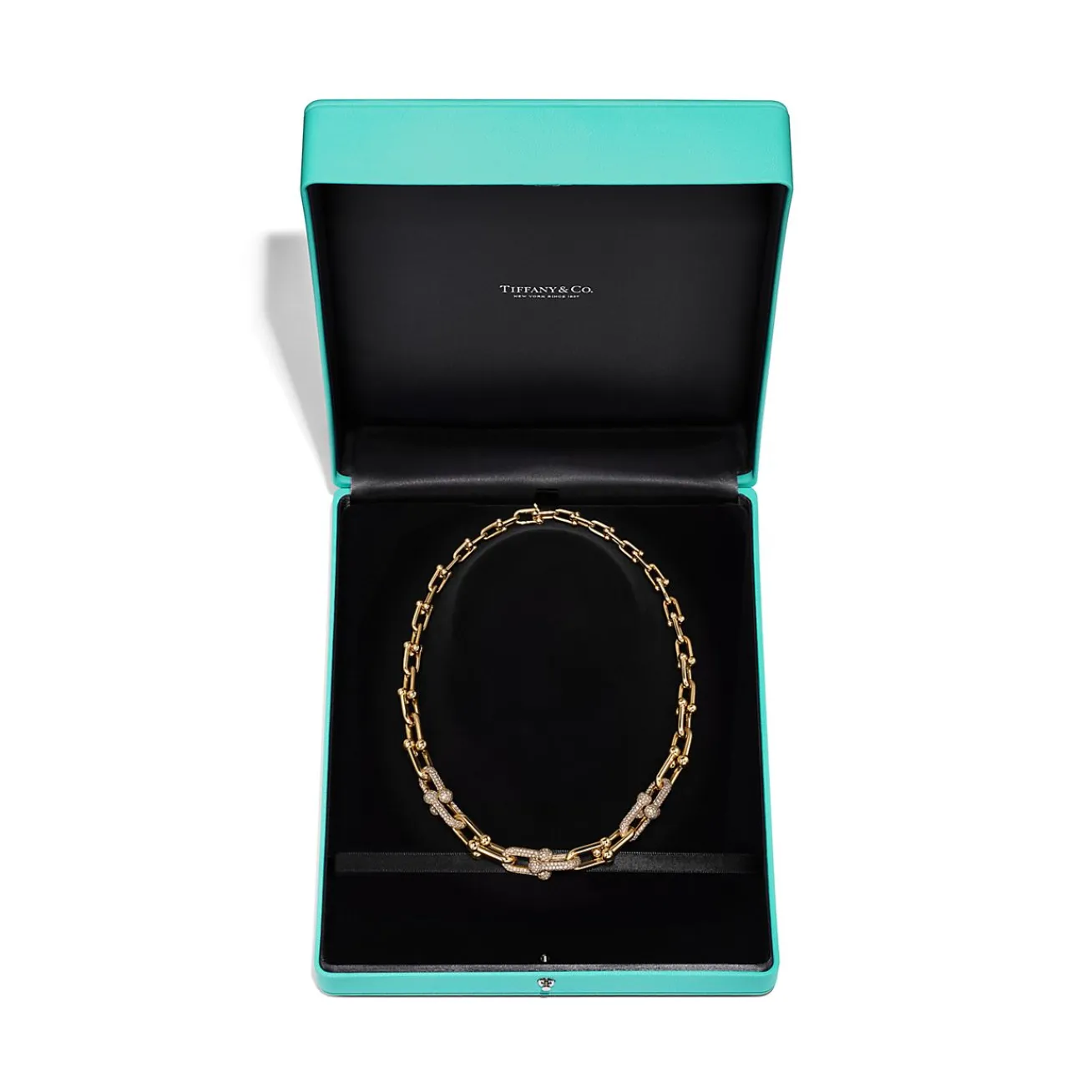 Tiffany & Co. Tiffany HardWear Graduated Link Necklace in Yellow Gold with Pavé Diamonds | ^ Necklaces & Pendants|Gold Jewelry