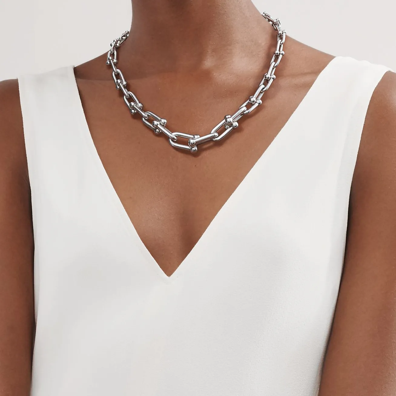 Tiffany & Co. Tiffany HardWear graduated link necklace in sterling silver. | ^ Necklaces & Pendants|Men's Jewelry