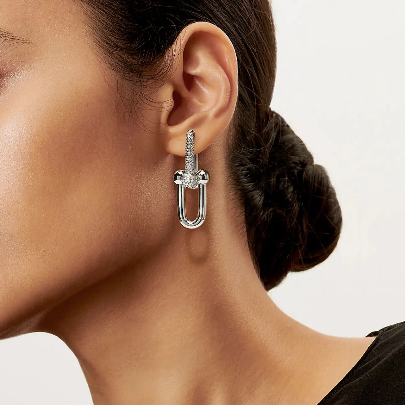 Tiffany & Co. Tiffany HardWear Large Link Earrings in White Gold with Pavé Diamonds | ^ Earrings|Diamond Jewelry