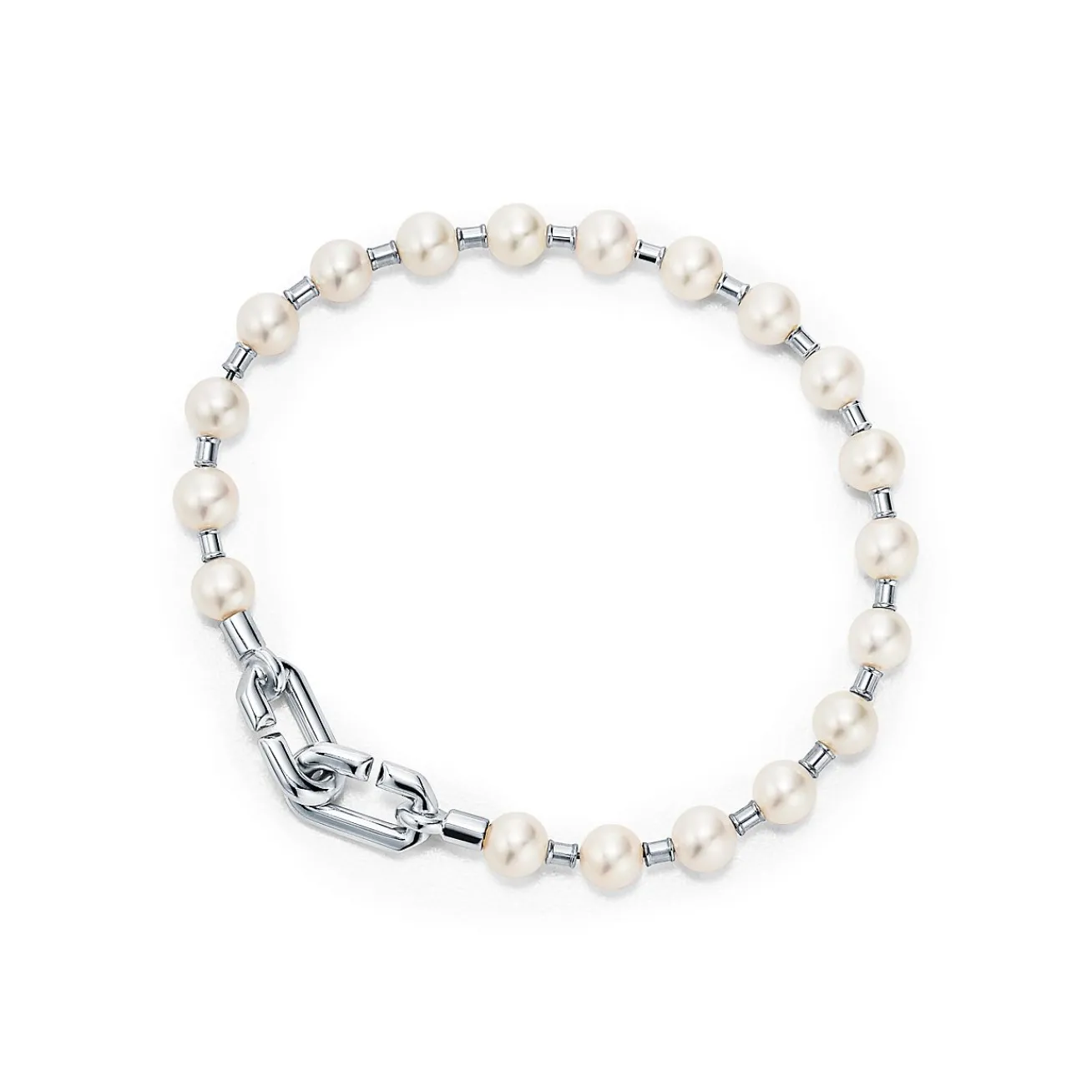 Tiffany & Co. Tiffany HardWear Pearl Bracelet in Silver, 5-6 mm | ^ Bracelets|Gifts for Her