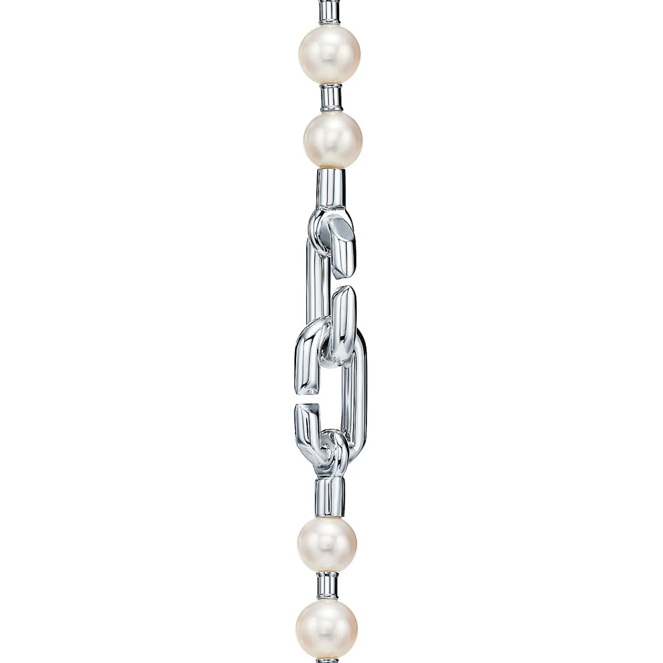 Tiffany & Co. Tiffany HardWear Pearl Bracelet in Silver, 5-6 mm | ^ Bracelets|Gifts for Her