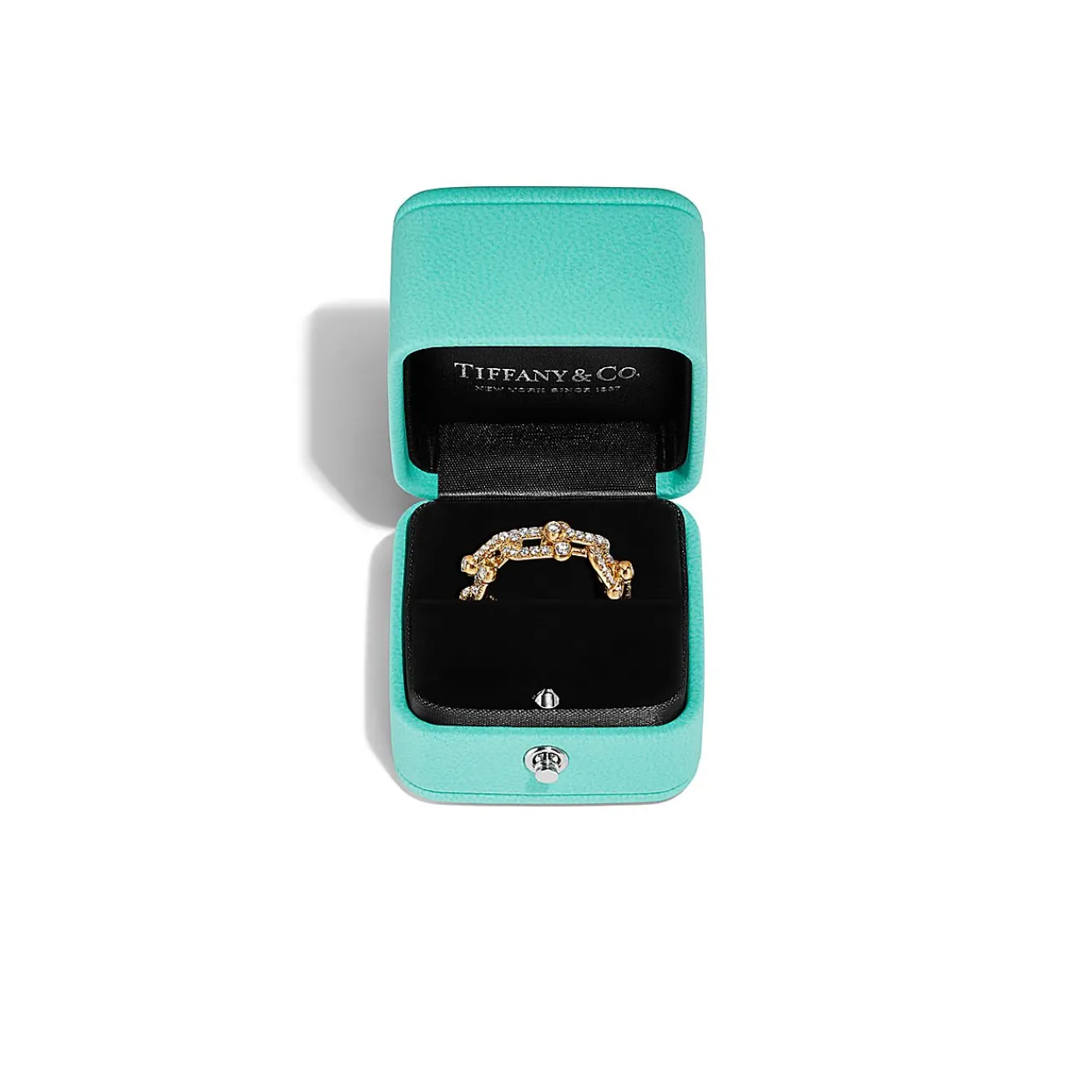 Tiffany & Co. Tiffany HardWear Small Link Ring in Yellow Gold with Pavé Diamonds | ^ Rings|New Jewelry