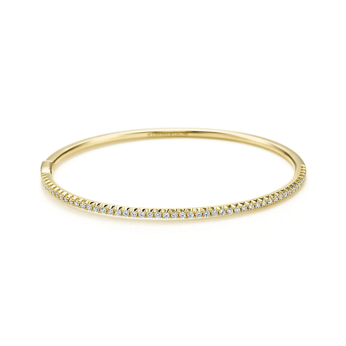 Tiffany & Co. Tiffany Metro hinged bangle in 18k gold with diamonds, medium. | ^ Bracelets|Gold Jewelry