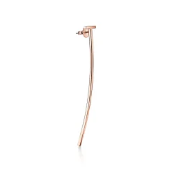 Tiffany & Co. Tiffany T elongated wire bar earrings in 18k rose gold. | ^ Rose Gold Jewelry|Tiffany T