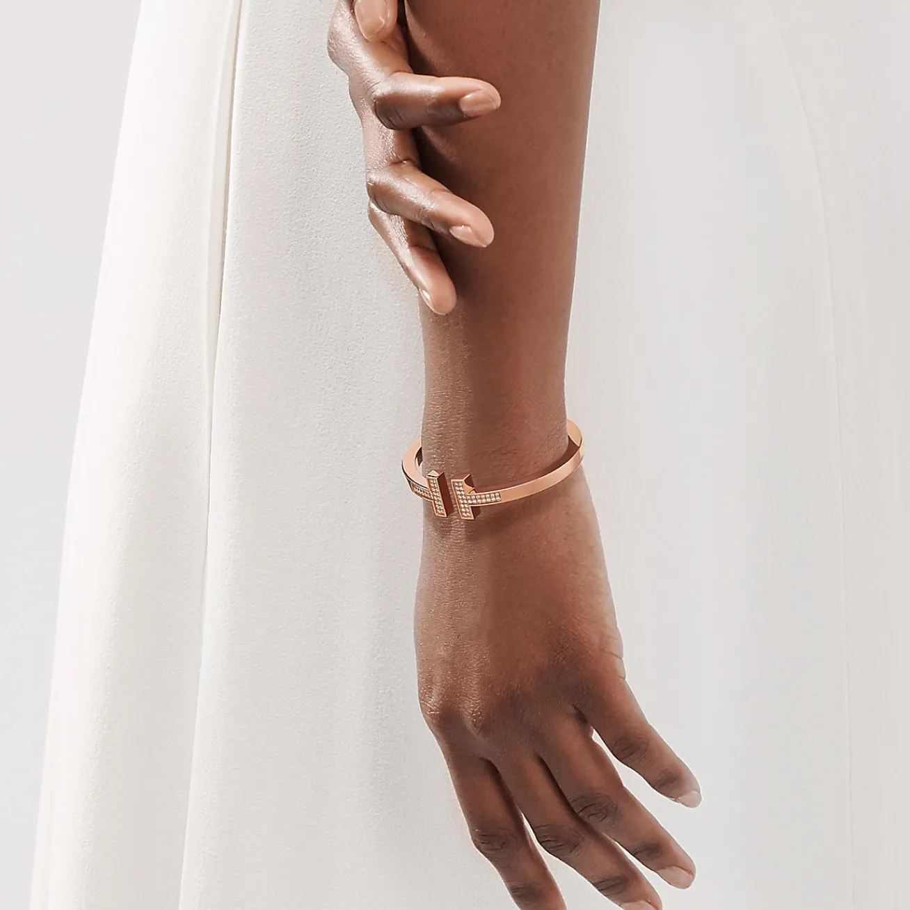 Tiffany & Co. Tiffany T pavé diamond square bracelet in 18k rose gold, medium. | ^ Bracelets|Men's Jewelry