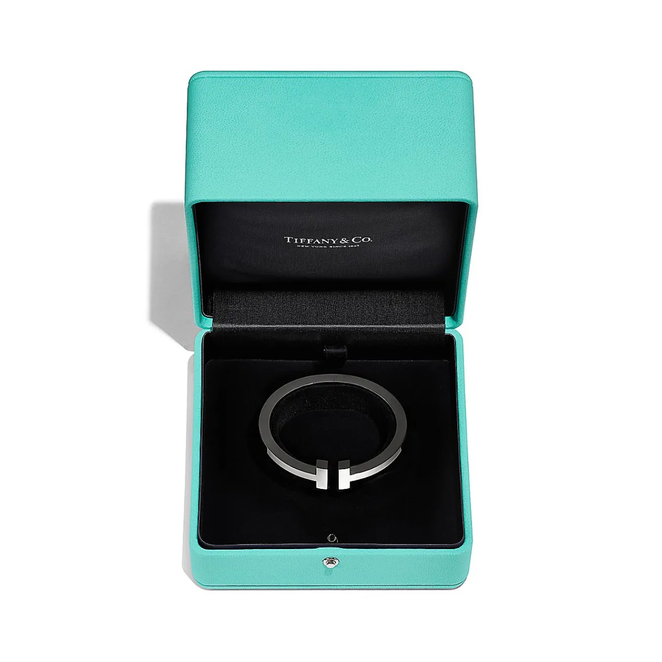Tiffany & Co. Tiffany T square bracelet in sterling silver, medium. | ^ Bracelets|Men's Jewelry