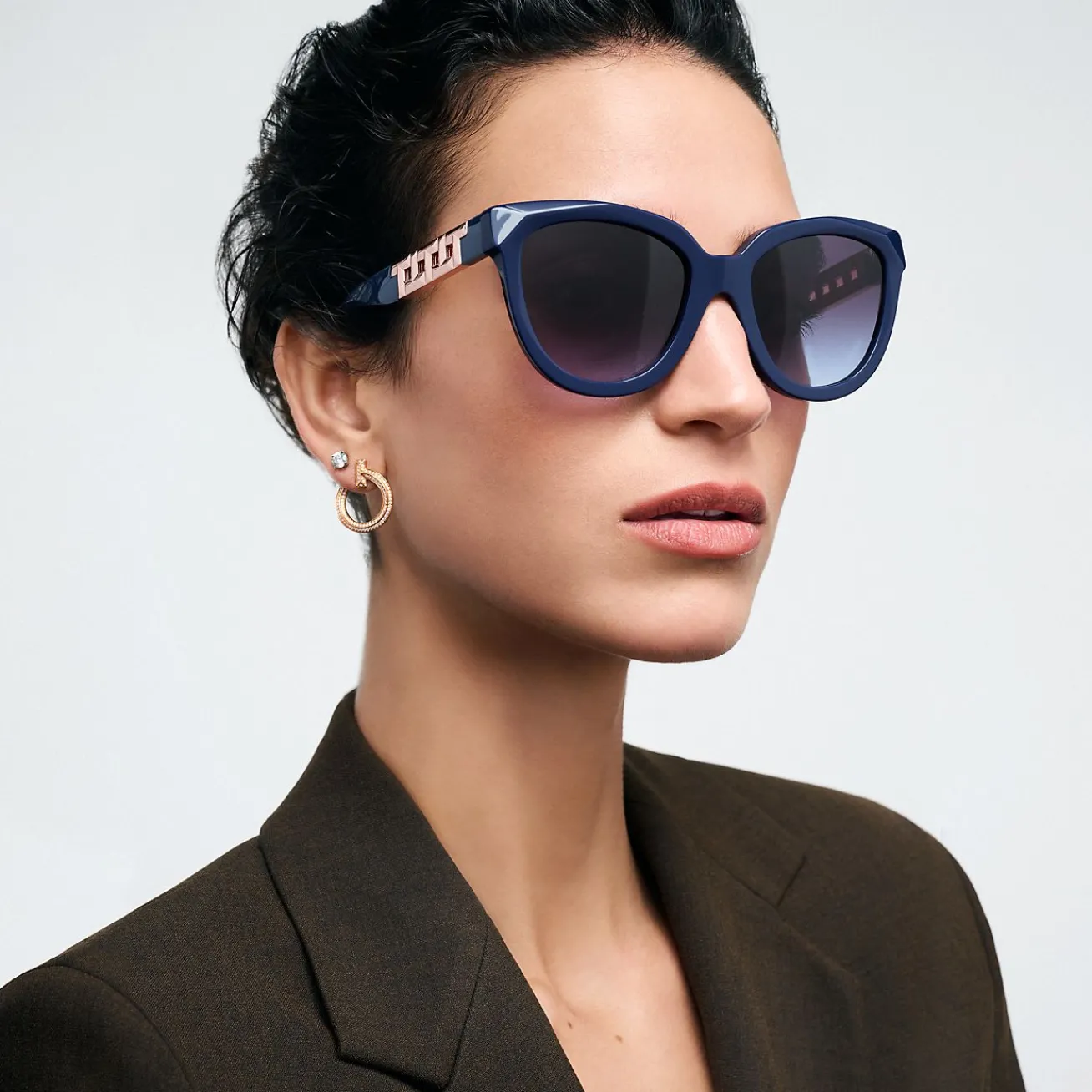 Tiffany & Co. Tiffany T True Sunglasses in Dark Blue Acetate with Violet Gray Gradient Lenses | ^Women Tiffany T|Sunglasses