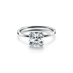 Tiffany & Co. Tiffany True® engagement ring in platinum: an icon of modern love. | ^ Engagement Rings