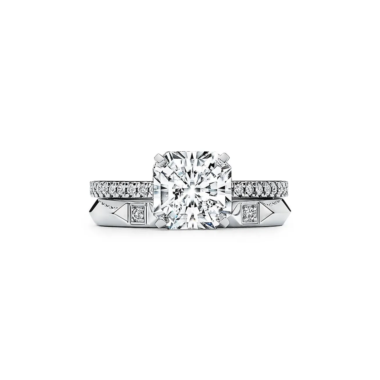 Tiffany & Co. Tiffany True® engagement ring in platinum: an icon of modern love. | ^ Engagement Rings
