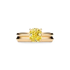 Tiffany & Co. Tiffany True® yellow diamond engagement ring in 18k gold: an icon of modern love | ^ Engagement Rings